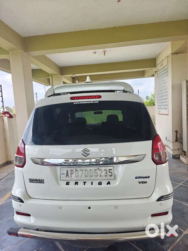 Maruti Suzuki Ertiga 2017 Diesel 120000 Km Driven