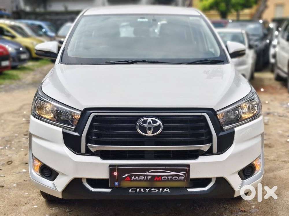 Toyota Innova Crysta 2.4 G Plus Mt 8 Str, 2025, Diesel
