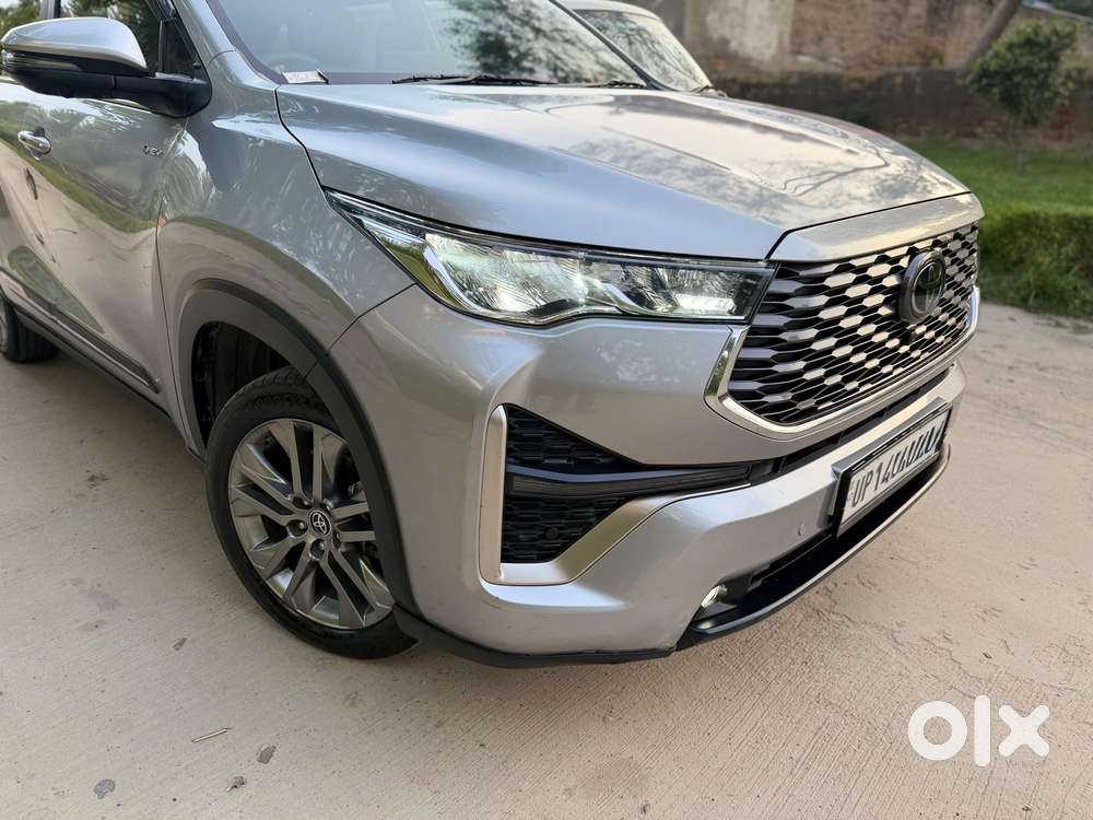 Toyota Innova Hycross Zx(o), 2025, Petrol