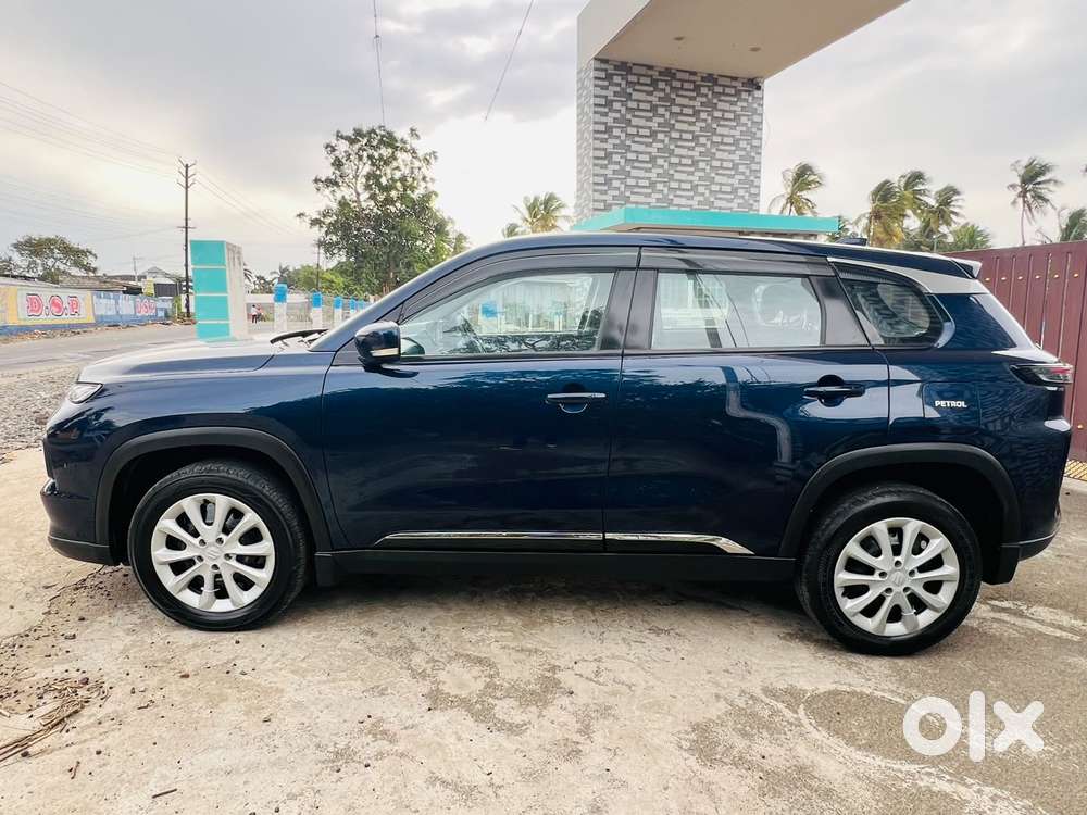 Maruti Suzuki Grand Vitara 1.5 Delta Smart Hybrid At, 2023, Petrol