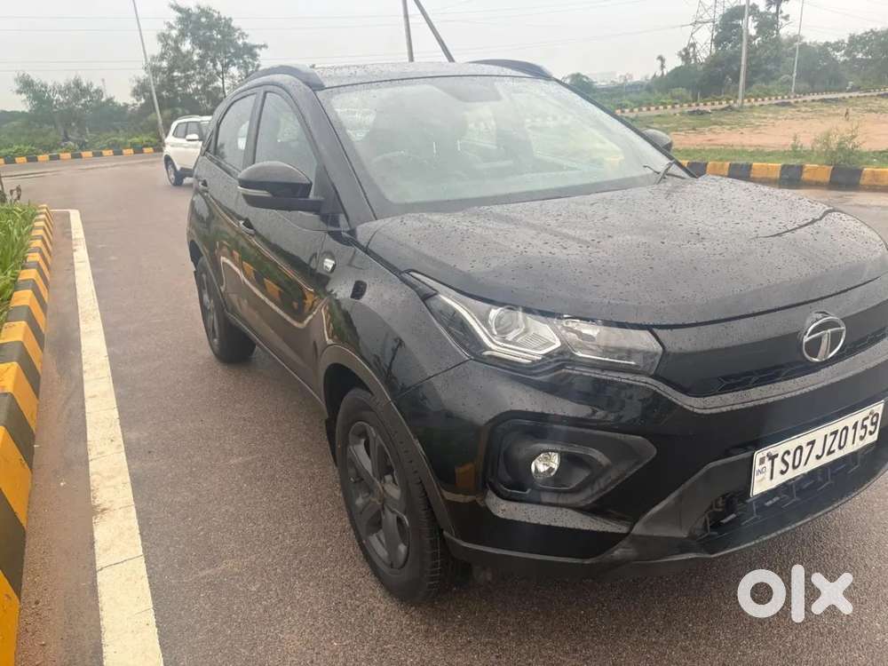 Tata Nexon 1.2 Revotron Xza Plus, 2023, Petrol