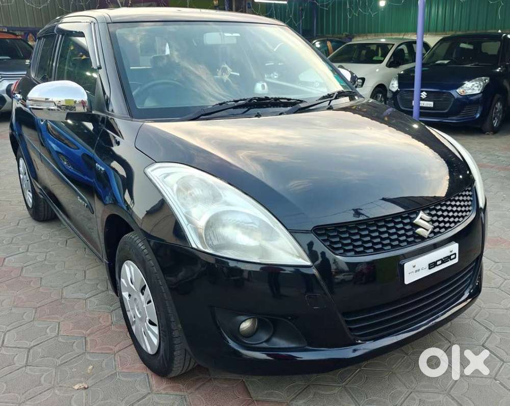 Maruti Suzuki Swift Vxi + Manual, 2013, Petrol