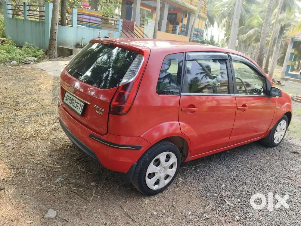 Ford Figo 2010 Diesel 136000 Km Driven
