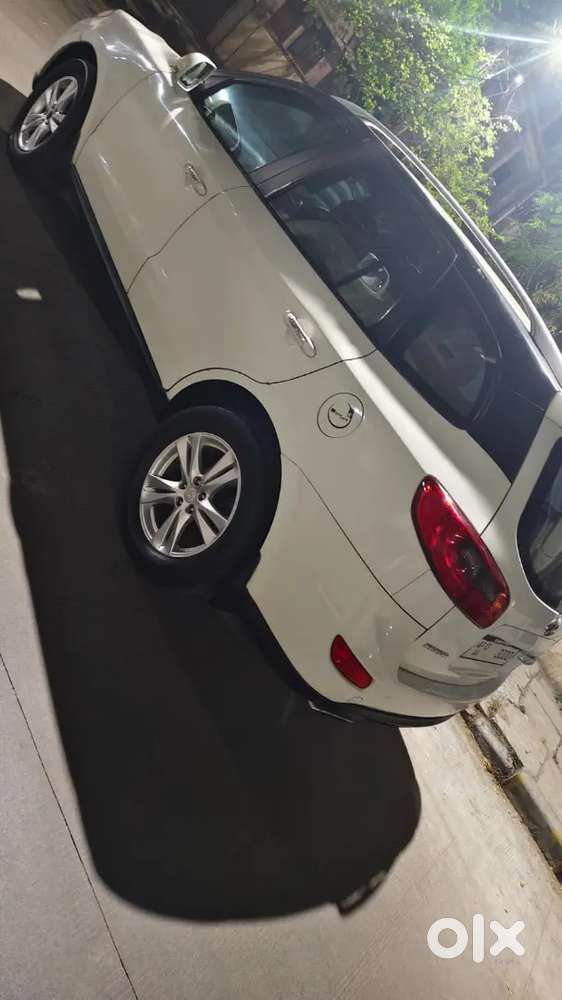 Hyundai New Santa Fe 2011 Diesel 86000 Km Driven