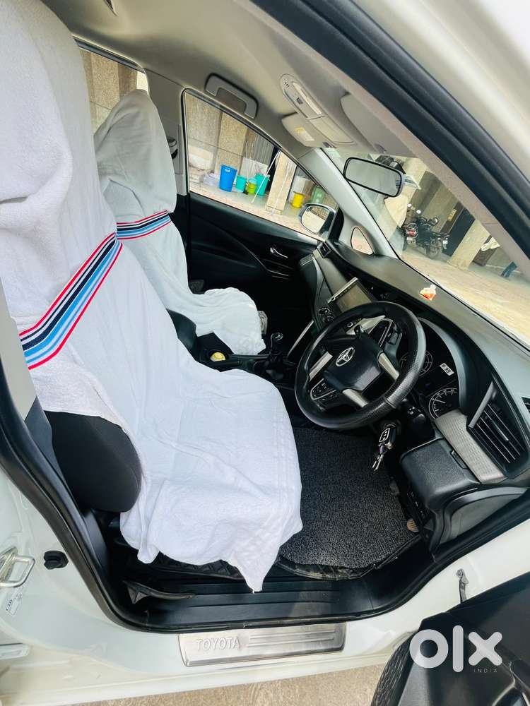 Toyota Innova Crysta [2020-ongoing] 2.4 Gx 7 Str, 2023, Diesel