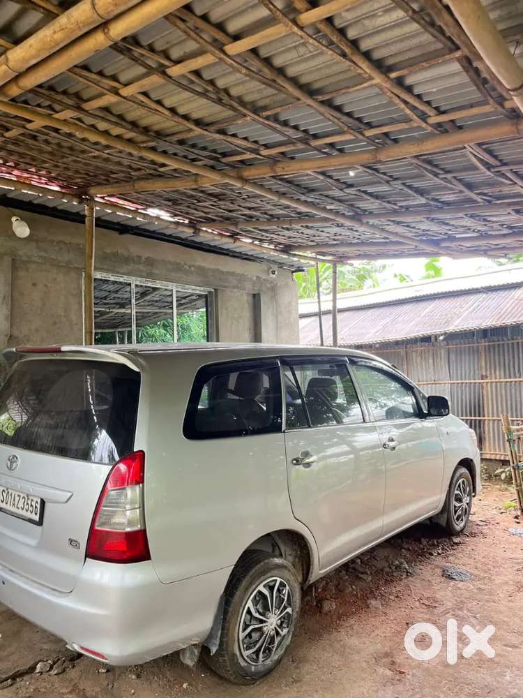 Toyota Innova Diesel 2012