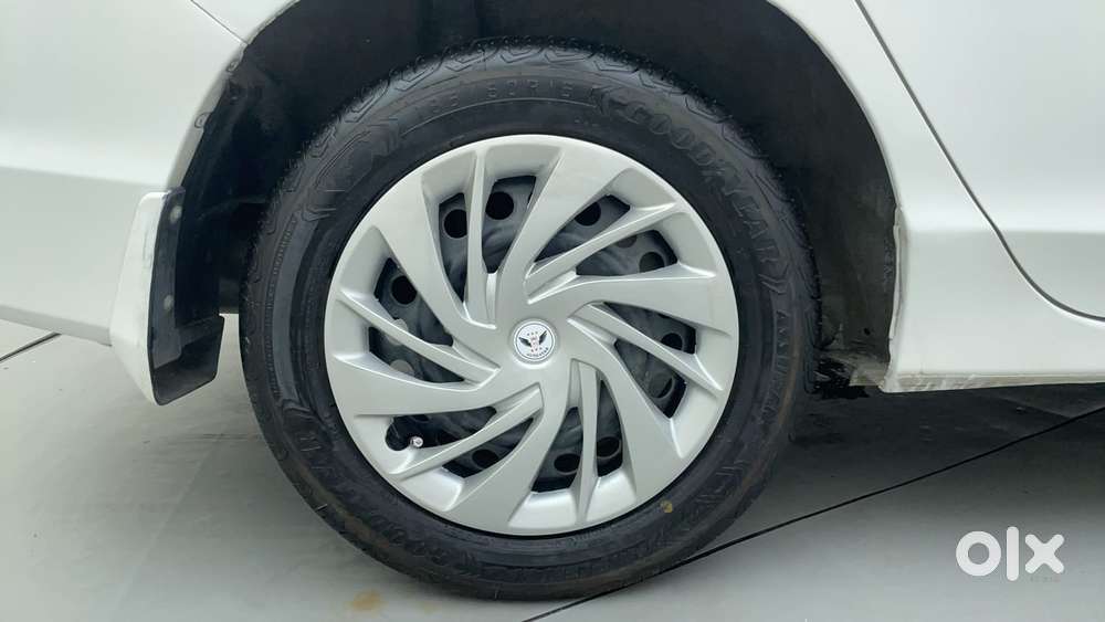 Honda City I-vtec Cvt Zx, 2015, Petrol