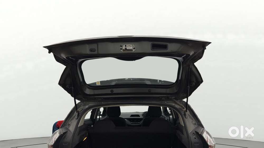 Tata Nexon 1.2 Revotron Xm (s), 2021, Petrol