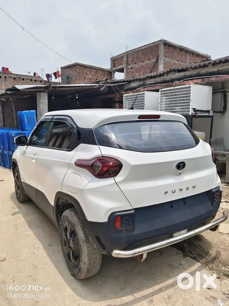 Tata Punch 2024 Petrol Well Maintained