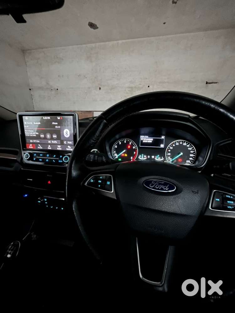 Ford Ecosport 2019 Km Driven Top Model With Sunroof