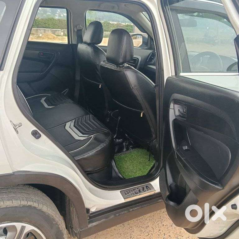 Maruti Suzuki Brezza 1.5 Lxi Smart Hybrid, 2020, Petrol