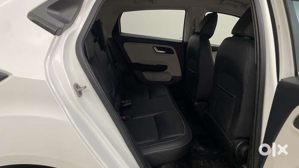 Tata Altroz 1.5 Xz Plus Diesel, 2022, Diesel