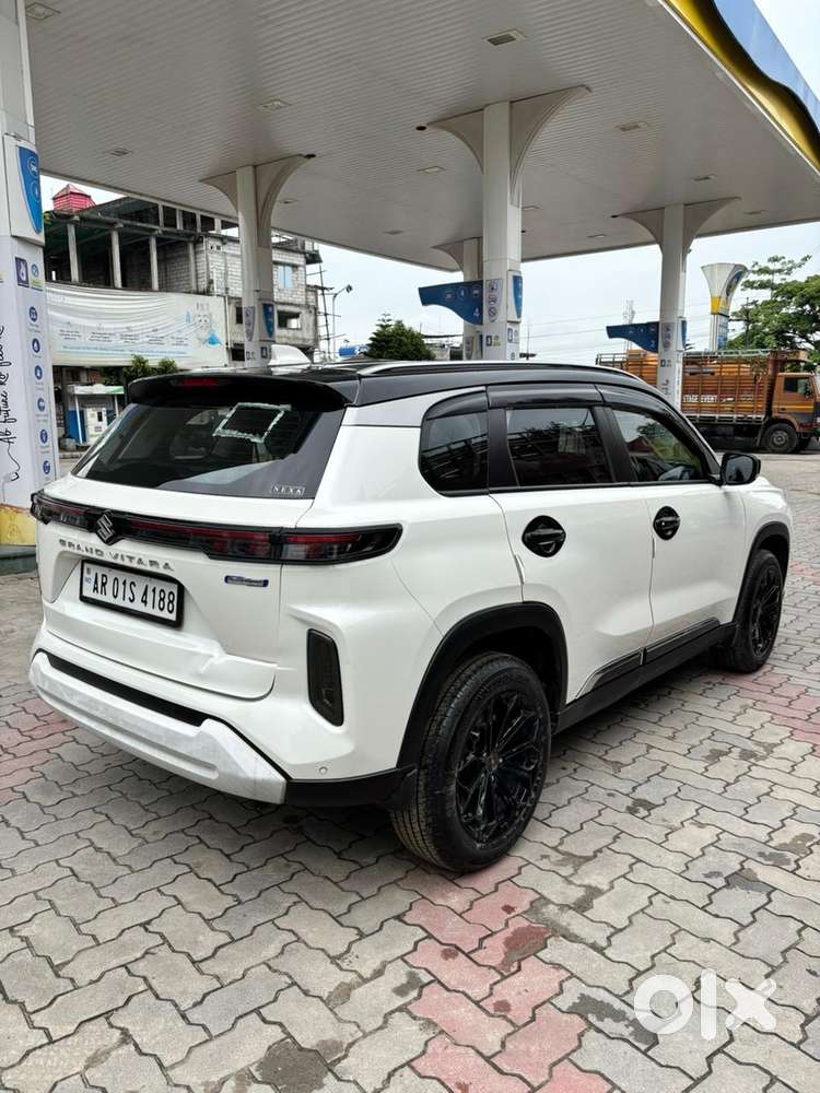 Maruti Suzuki Grand Vitara 1.5 Delta Smart Hybrid, 2024, Petrol