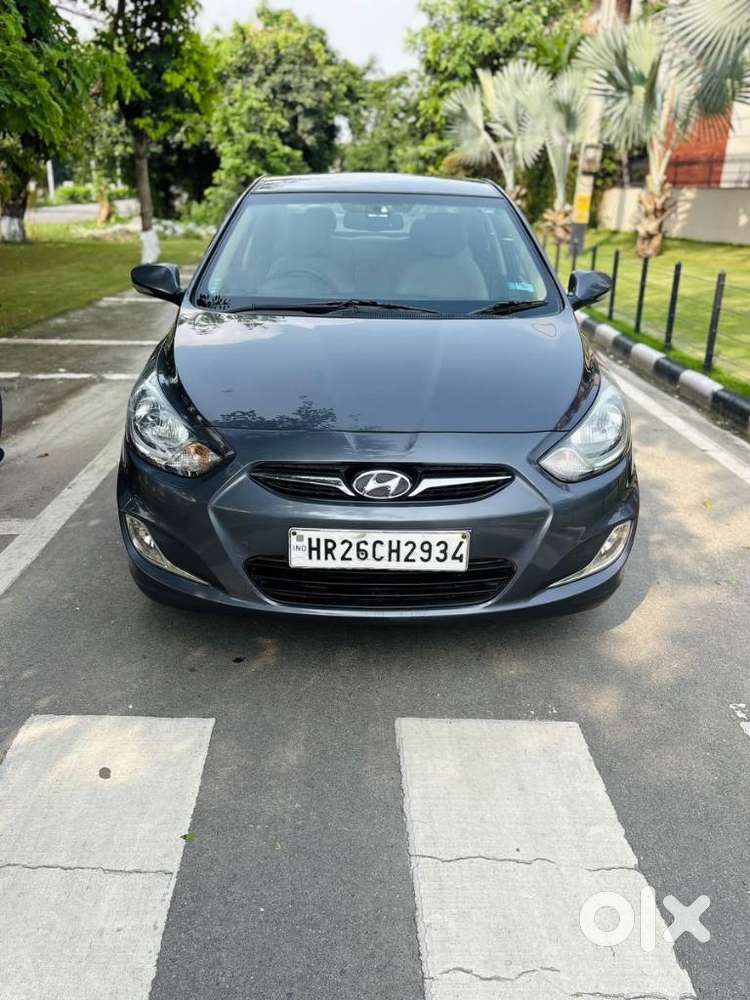 Hyundai Verna Fluidic 1.6 Vtvt Sx, 2014, Petrol