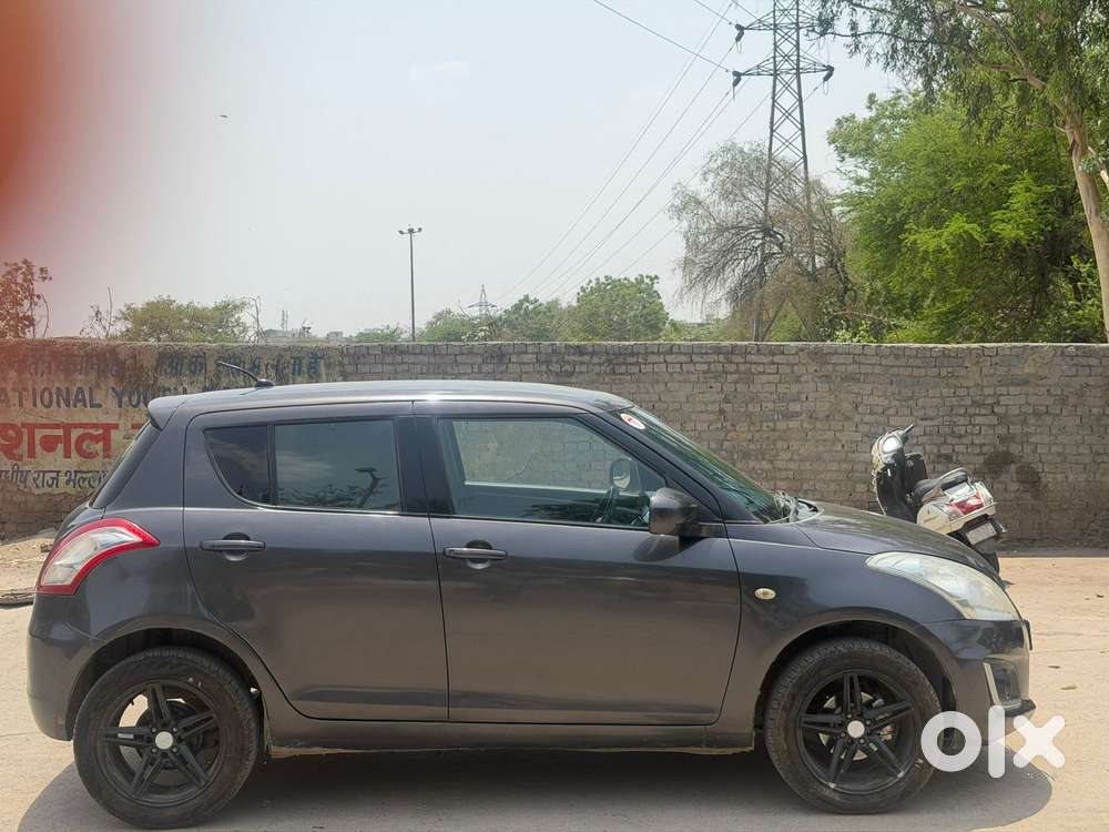 Maruti Suzuki Swift Lxi, 2016, Petrol
