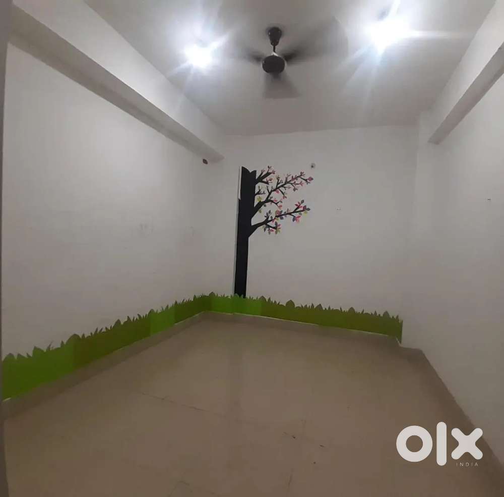 Offices and shops for rent