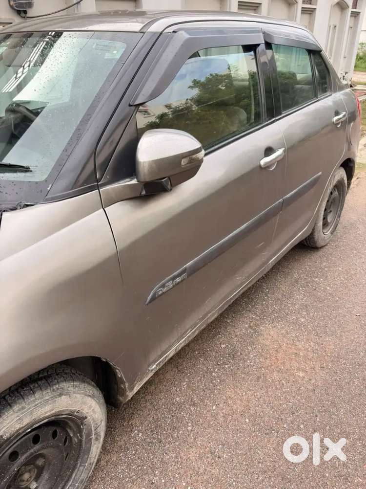 Maruti Suzuki Dzire 1.2 2016