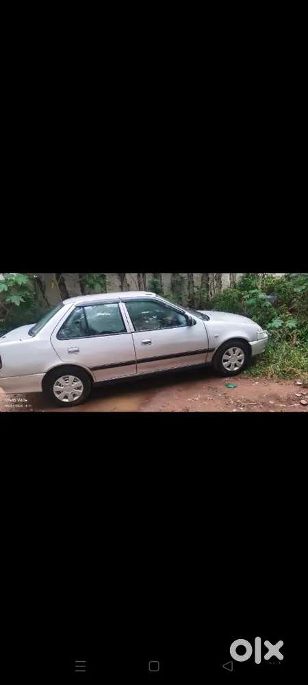 Maruti Suzuki Esteem Lxi 2004