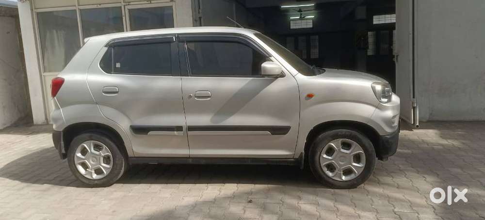 Maruti Suzuki S-presso Vxi At, 2022, Petrol