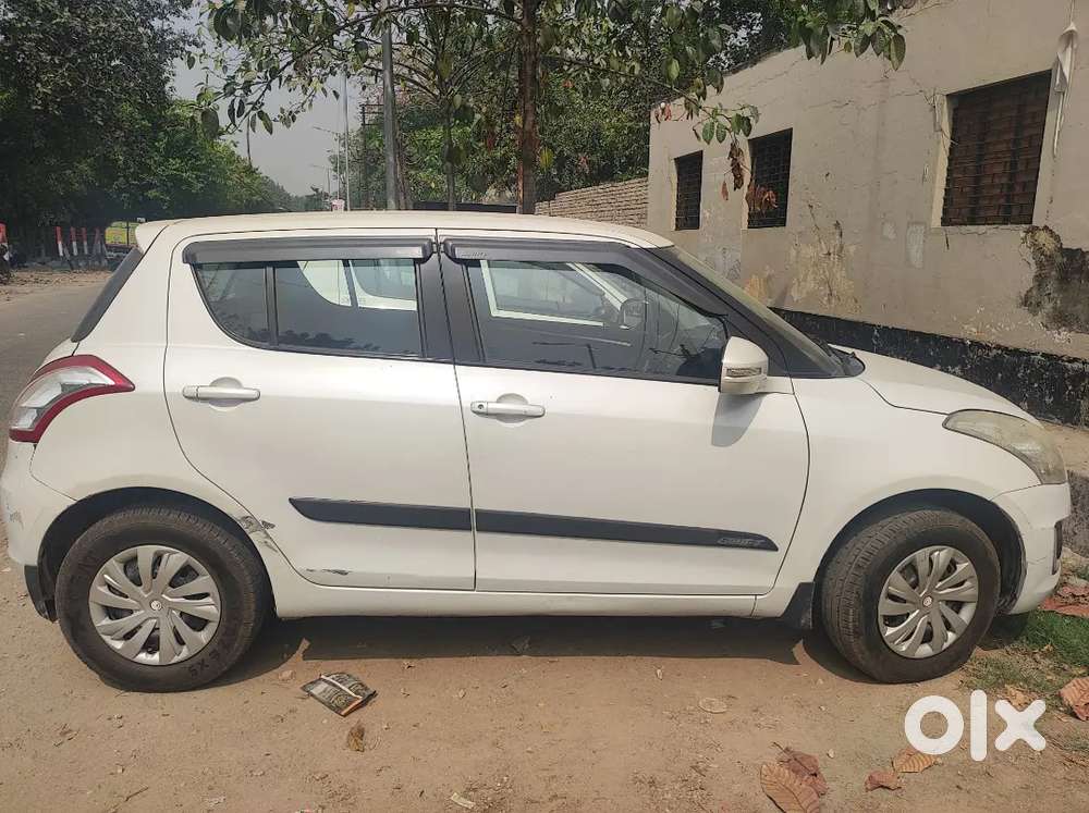 Maruti Suzuki Swift 2016 Petrol 88000 Km Driven