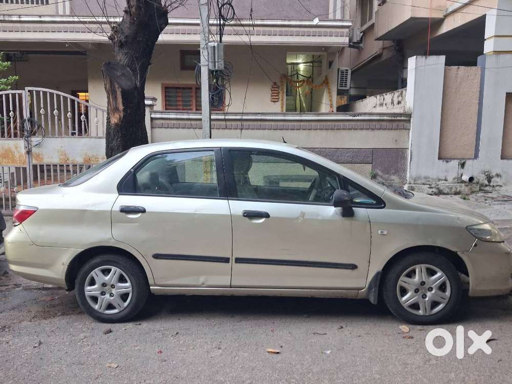 Honda City Zx Petrol 2010