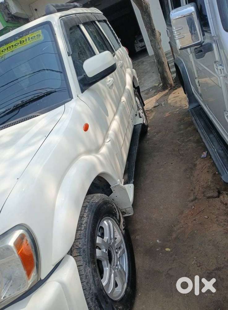 Mahindra Scorpio