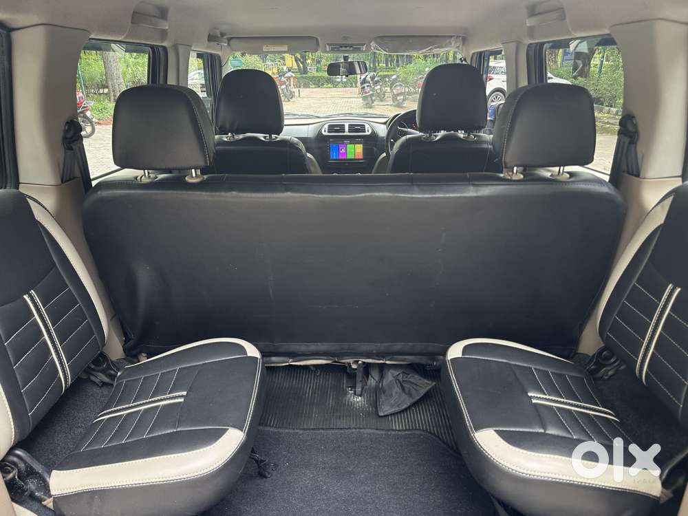Mahindra Tuv 300 T8, 2018, Diesel