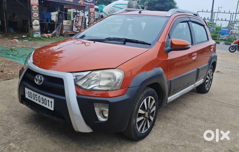 Toyota Etios Cross 1.2l G, 2015, Petrol