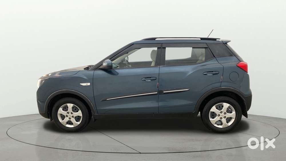 Mahindra Xuv300 1.2 W6 Amt Petrol, 2021, Petrol