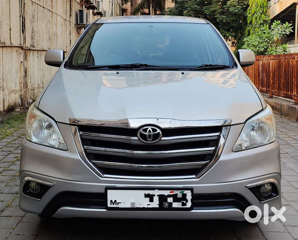 Toyota Innova 2.5 G (diesel) 8 Seater Bs Iv, 2016, Diesel