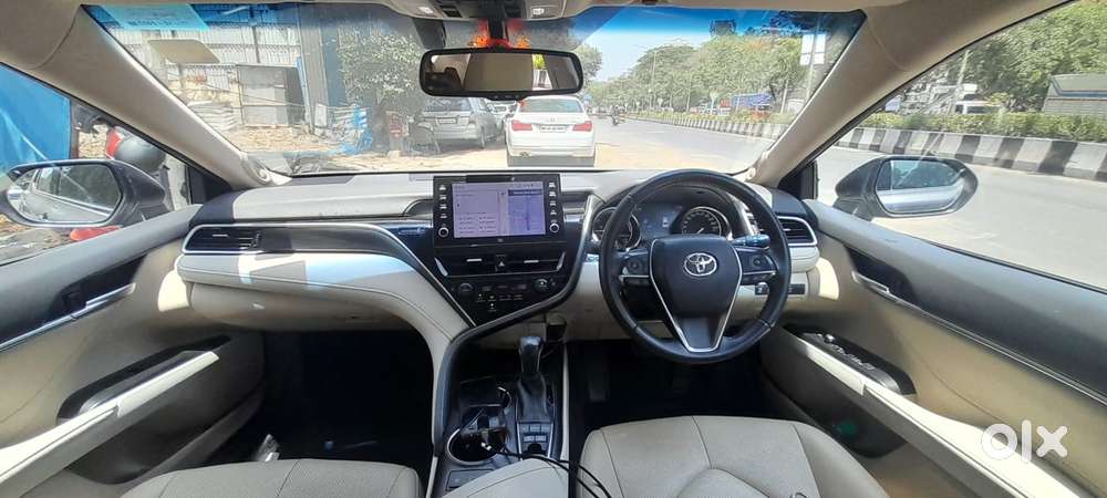 Toyota Camry 2.5 Hybrid, 2023, Cng & Hybrids