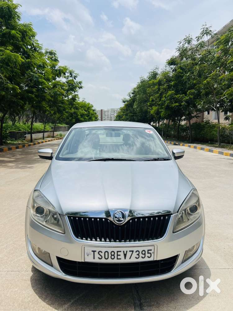 Skoda Rapid 1.5 Tdi At Elegance Plus, 2015, Diesel
