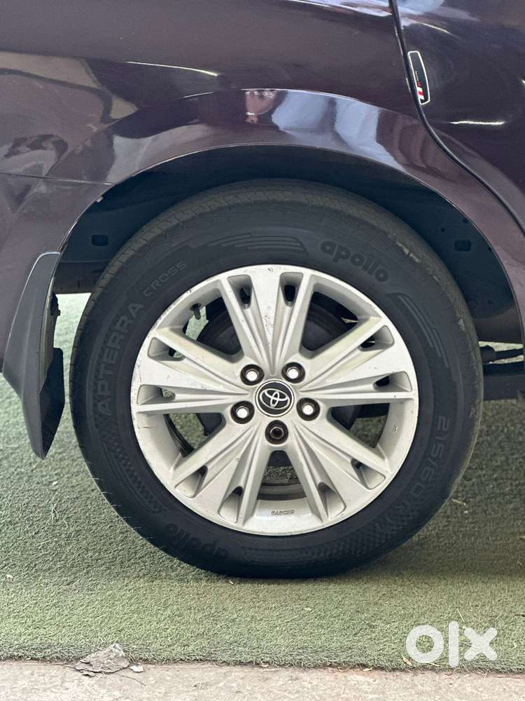 Toyota Innova Crysta 2.8 Z, 2016, Diesel