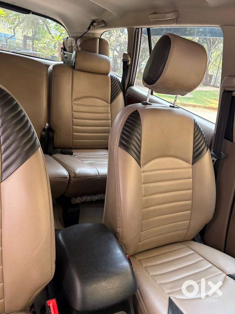 Toyota Innova Vx 8 Seater 2016 Diesel Well Maintained