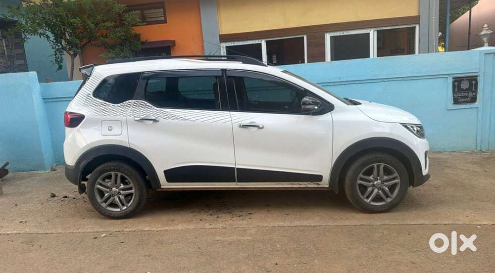 Renault Triber 2025 Petrol 26000 Km Driven