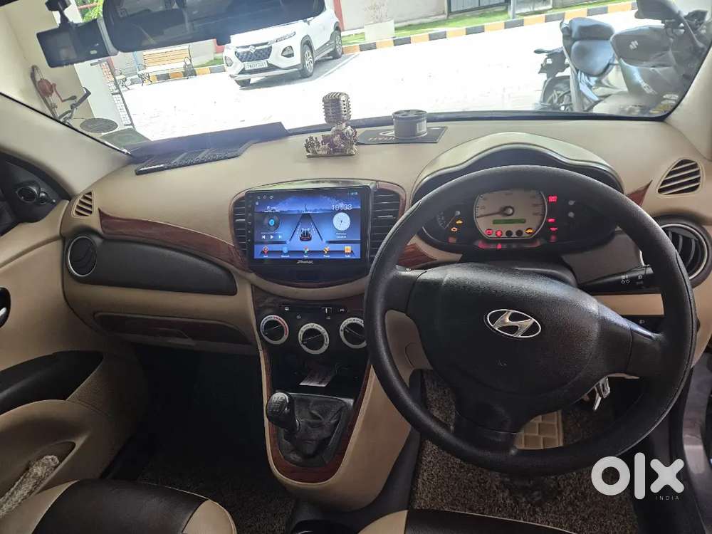 Hyundai I10 Sportz 2010 Model