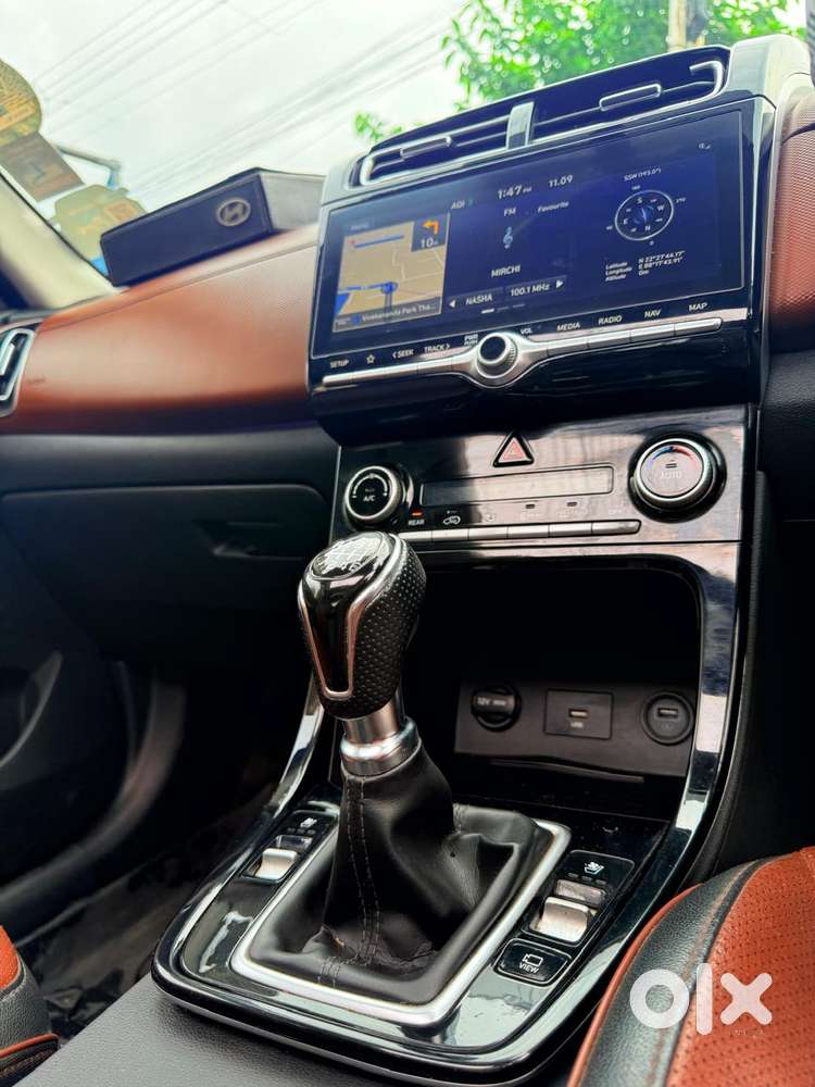 Hyundai Alcazar Signature, 2021, Petrol
