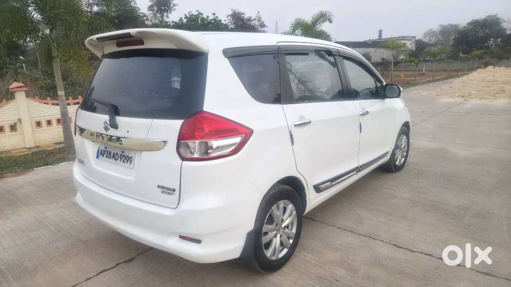 Maruti Suzuki Ertiga Zdi+ Shvs, 2015, Diesel