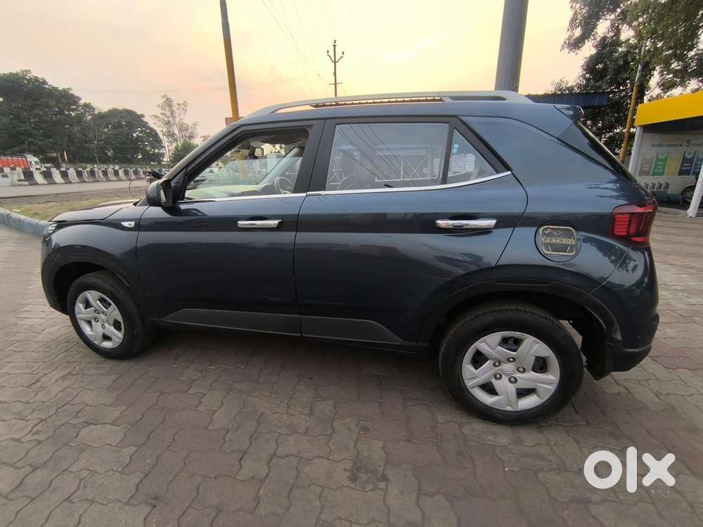 Hyundai Venue Sx, 2020, Petrol