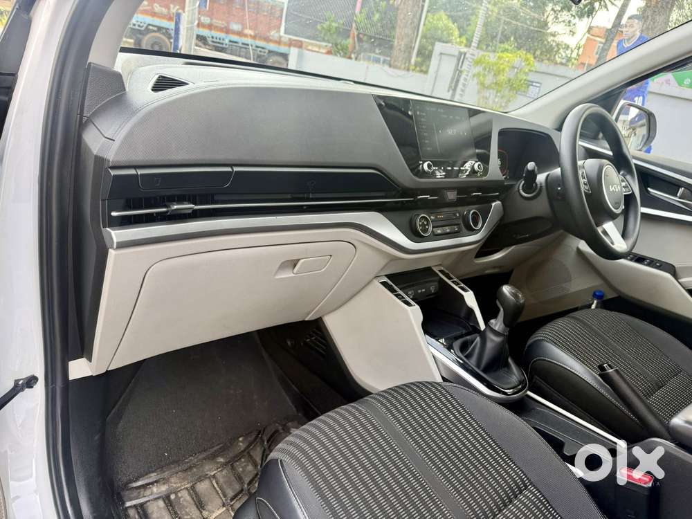 Kia Carens 1.5 Prestige Plus Diesel 7 Str Imt, 2023, Diesel