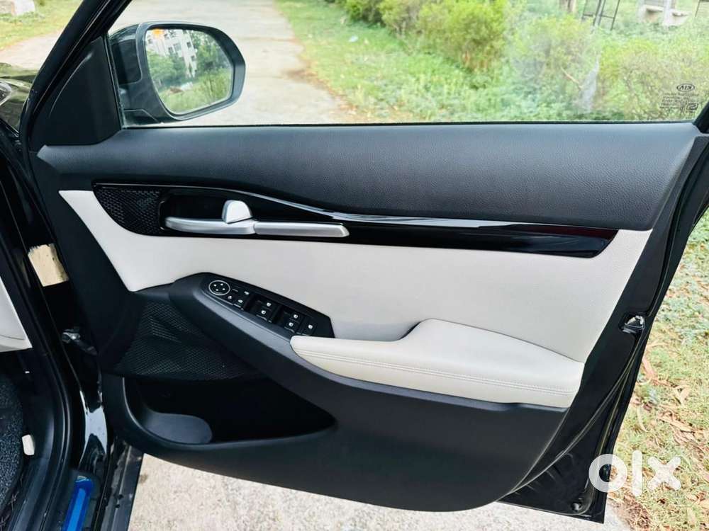 Kia Seltos 1.5 Htx+ Petrol At, 2021, Petrol