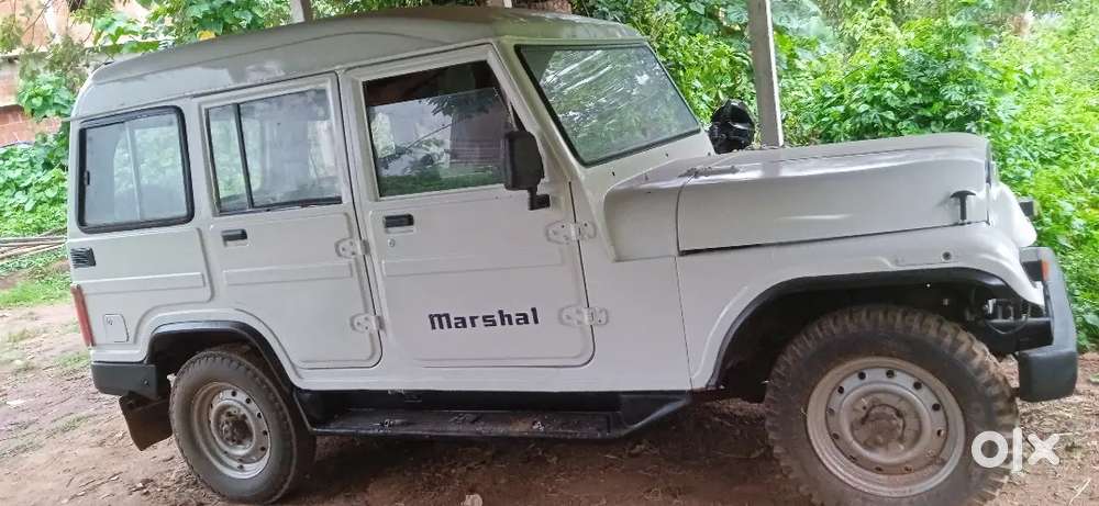 Mahindra Marshal 1999
