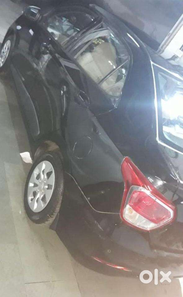 Hyundai Xcent Petrol Car 2015