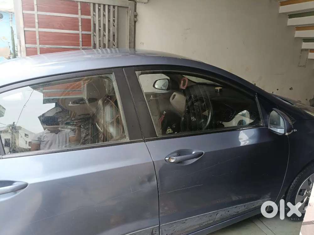 Hyundai Xcent 2014 Diesel Well Maintained