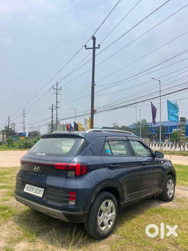 Hyundai Venue S Mt 1.2 Kappa, 2022, Petrol