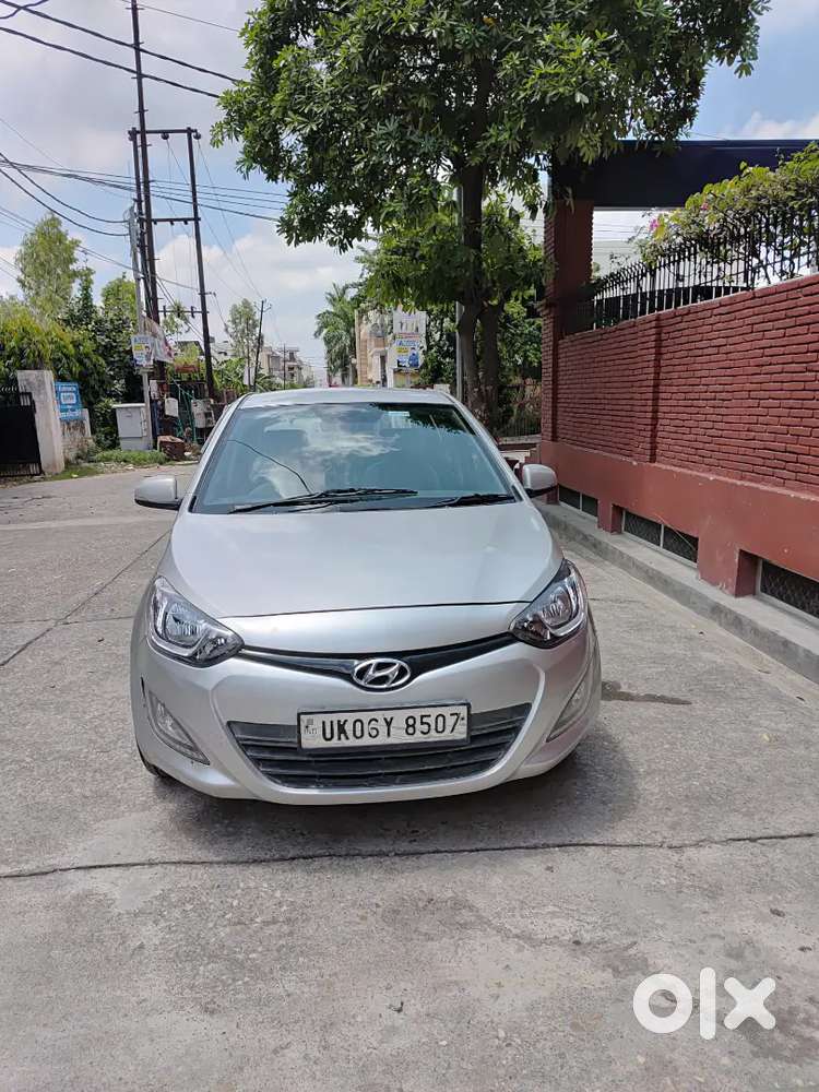 Hyundai I20 2013 Petrol 70000 Km Driven