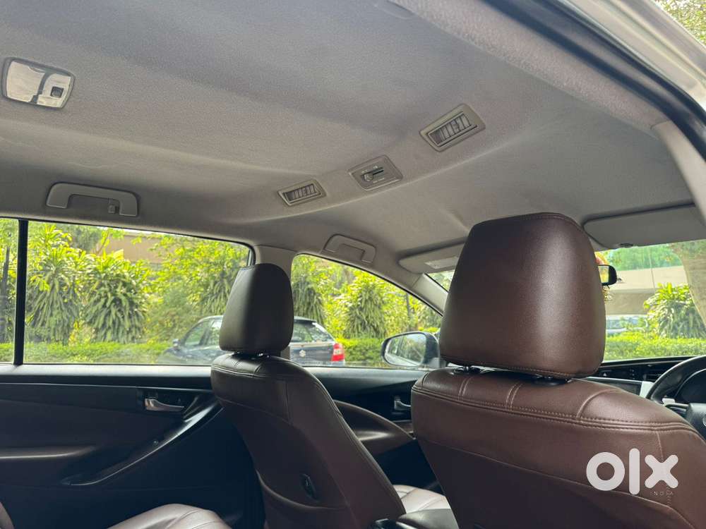 Toyota Innova Crysta 2.8 Gx At 7 Str, 2017, Diesel