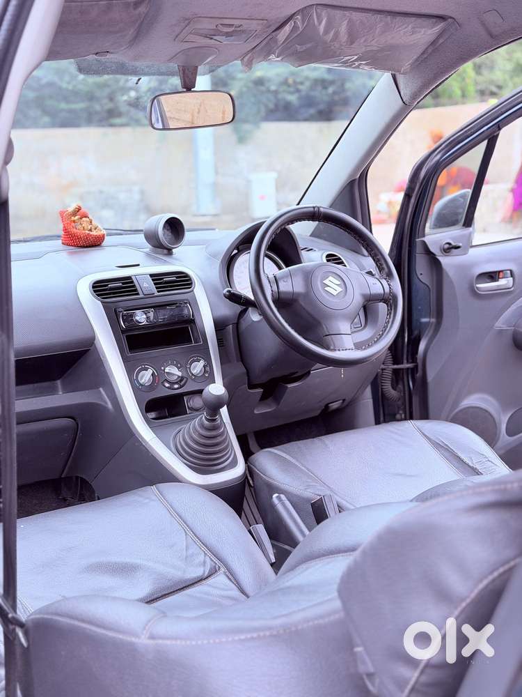 Maruti Suzuki Ritz Vxi, 2010, Petrol