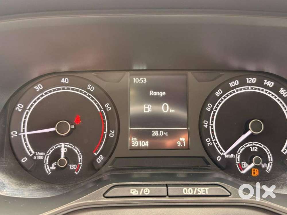 Skoda Kushaq 1.0 Tsi Style, 2022, Petrol