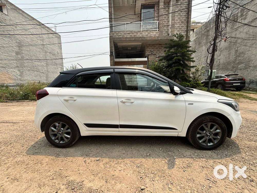Hyundai Elite I20 Sportz (o) 1.2, 2019, Petrol